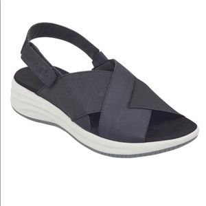 Womens Daimiel Flat Sandals
